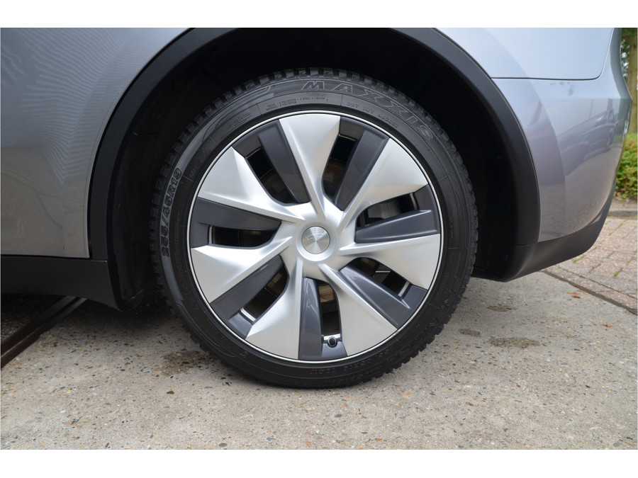 Tesla Model Y Long Range AWD 75 kWh