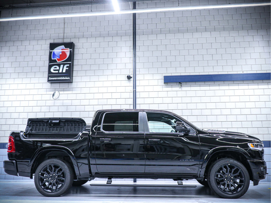 Dodge Ram 1500 Limited Night Hurricane | 3.0L High Output 540pk 4x4 Crew Cab