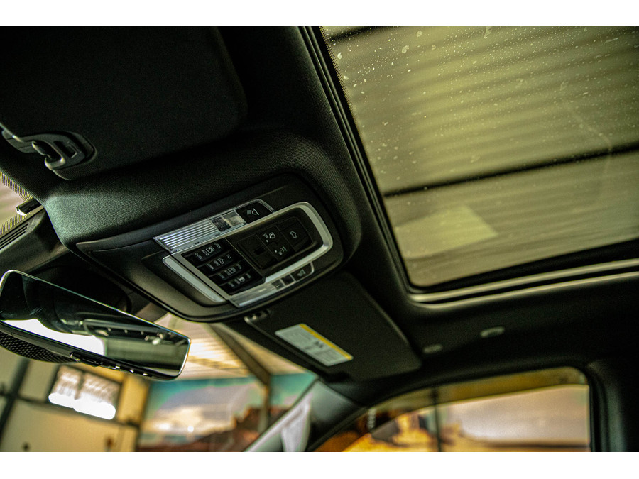 Dodge RAM 1500 5.7 V8 4x4 Crew Cab Limited