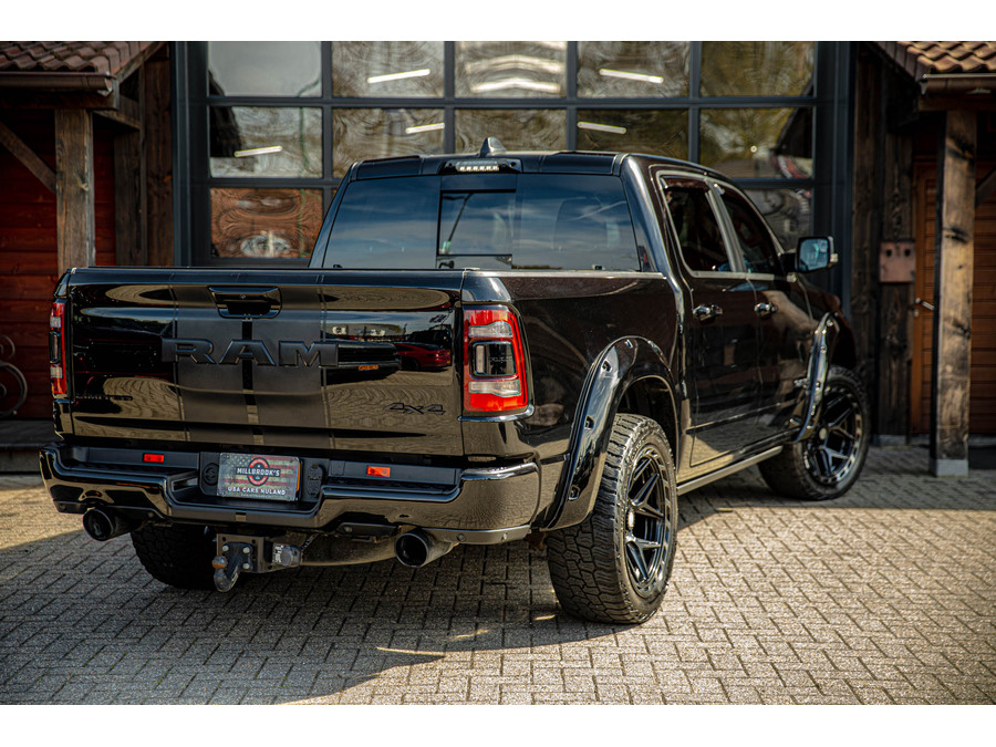 Dodge RAM 1500 5.7 V8 4x4 Crew Cab Limited