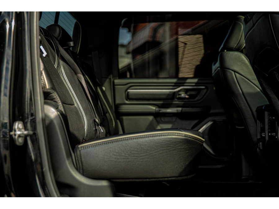 Dodge RAM 1500 5.7 V8 4x4 Crew Cab Limited