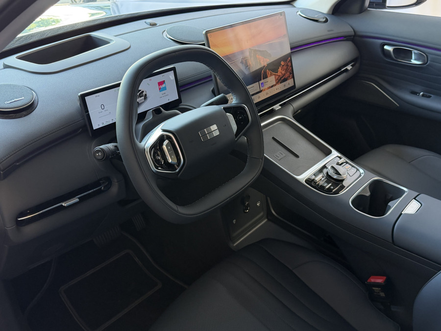 Geely Starray EM-i MAX+ PHEV LONG RANGE NIEUWE AUTO | 29,8 kWh ACCU | 136 KM WLTP | PANORAMADAK | STOELVERWARMING/KOELI