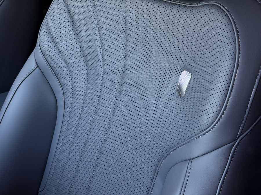 Geely Starray EM-i MAX+ PHEV LONG RANGE NIEUWE AUTO | 29,8 kWh ACCU | 136 KM WLTP | PANORAMADAK | STOELVERWARMING/KOELI