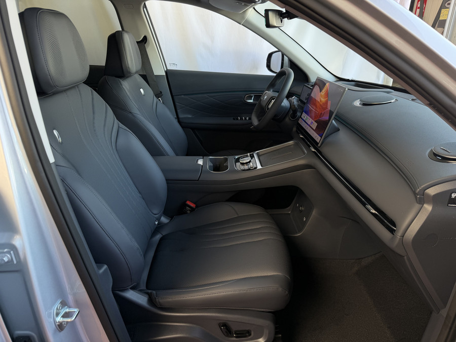 Geely Starray EM-i MAX+ PHEV LONG RANGE NIEUWE AUTO | 29,8 kWh ACCU | 136 KM WLTP | PANORAMADAK | STOELVERWARMING/KOELI
