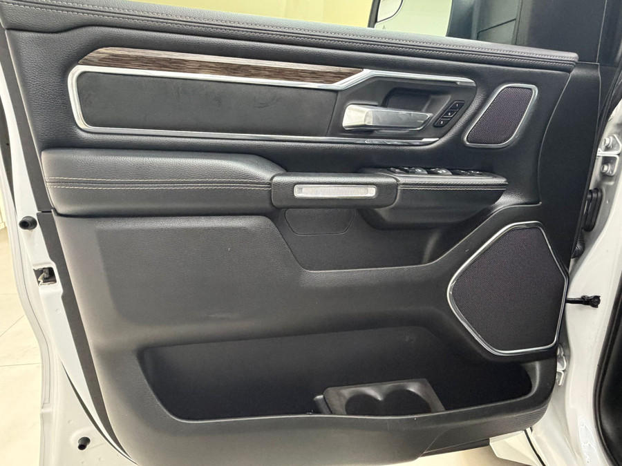 Dodge RAM 1500 5.7 V8 Widebody Full Options incl LPG deksel