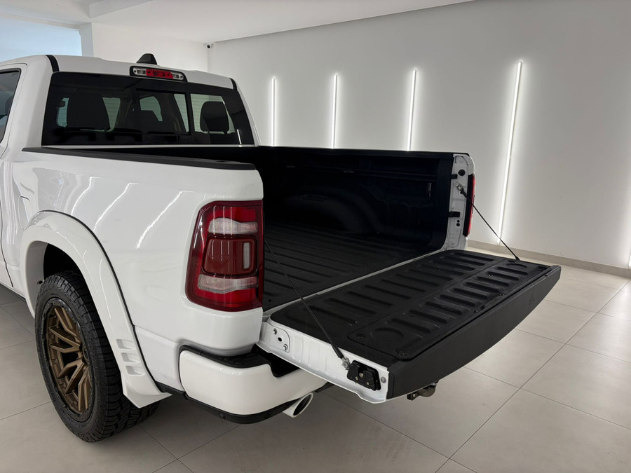 Dodge RAM 1500 5.7 V8 Widebody Full Options incl LPG deksel