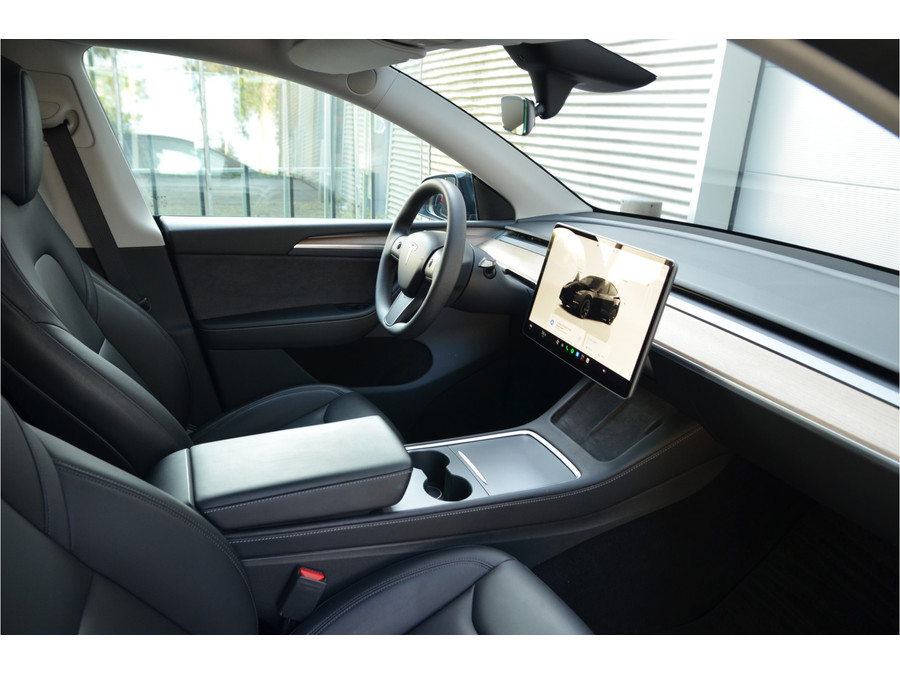 Tesla Model Y RWD 58 kWh