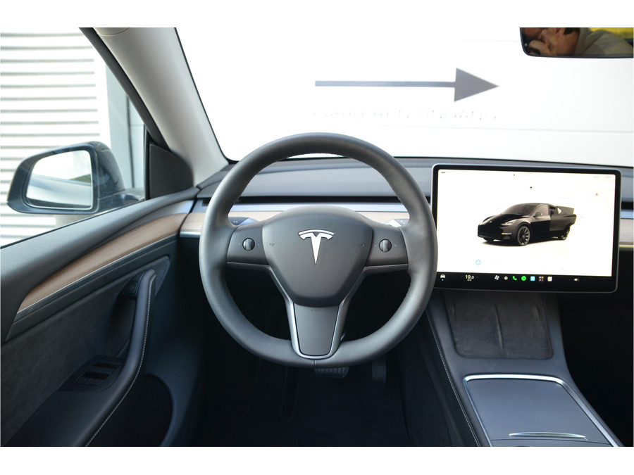 Tesla Model Y RWD 58 kWh