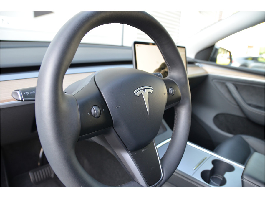 Tesla Model Y RWD 58 kWh