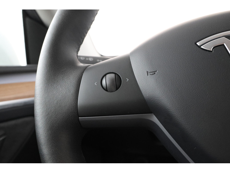 Tesla Model Y Long Range AWD 75 kWh