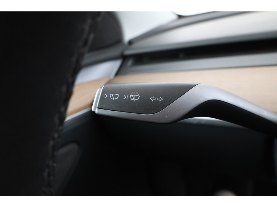 Tesla Model Y Long Range AWD 75 kWh