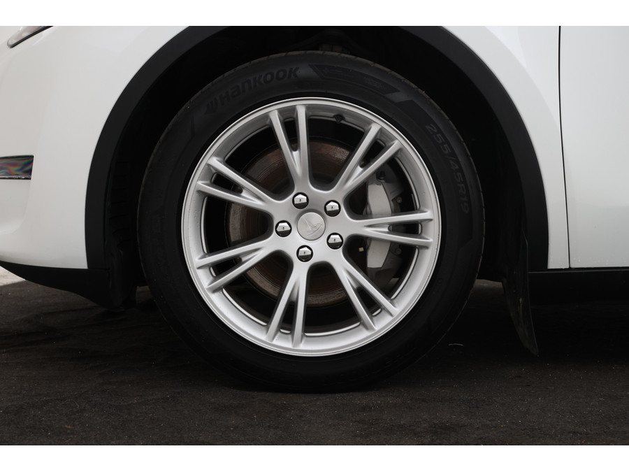 Tesla Model Y Long Range AWD 75 kWh