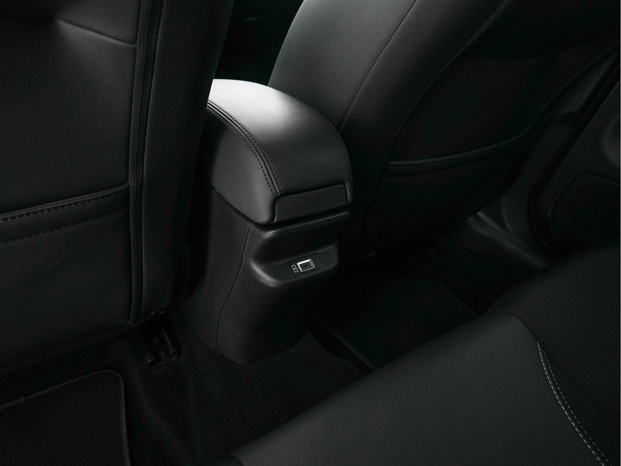 Jeep Avenger Summit 54 kWh [ 3-Fase ] {SOH-95%}