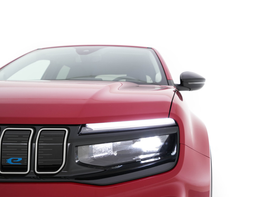 Jeep Avenger Summit 54 kWh [ 3-Fase ] {SOH-95%}