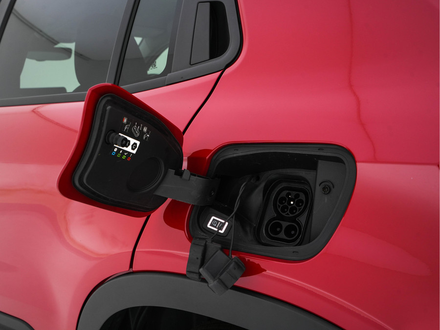 Jeep Avenger Summit 54 kWh [ 3-Fase ] {SOH-95%}