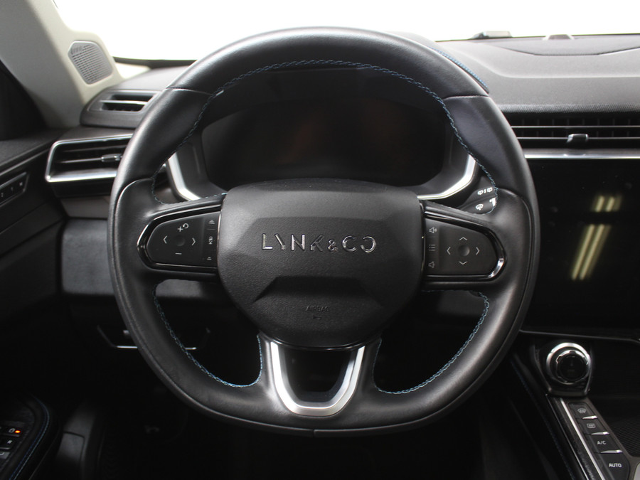 Lynk & Co 01 1.5 CLIMATE | 360CAMERA | NAVI | PANODAK | CARPLAY | LMV20 | PDC | WIFI | ADAPCRUISE