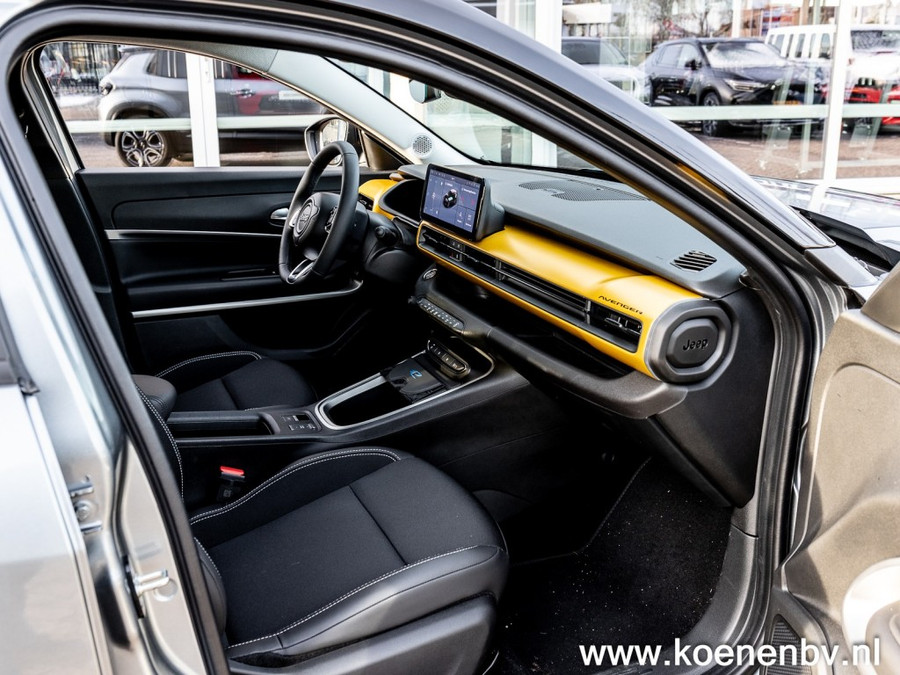 Jeep Avenger 1ST Edition 18 LM / NAVI / CLIMA / ADAPTIVE C.C.