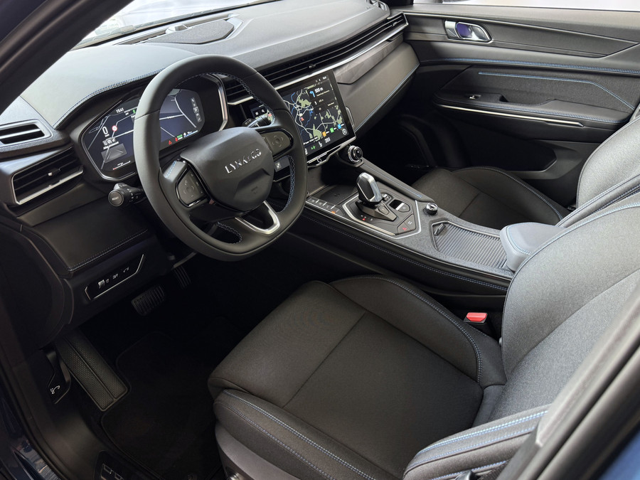 Lynk & Co 01 ✅1.5 261 PK NIEUWE AUTO ✅ 2025 / STOEL VERW. 1.5 261 PK ZWARTE HEMEL 360CAM