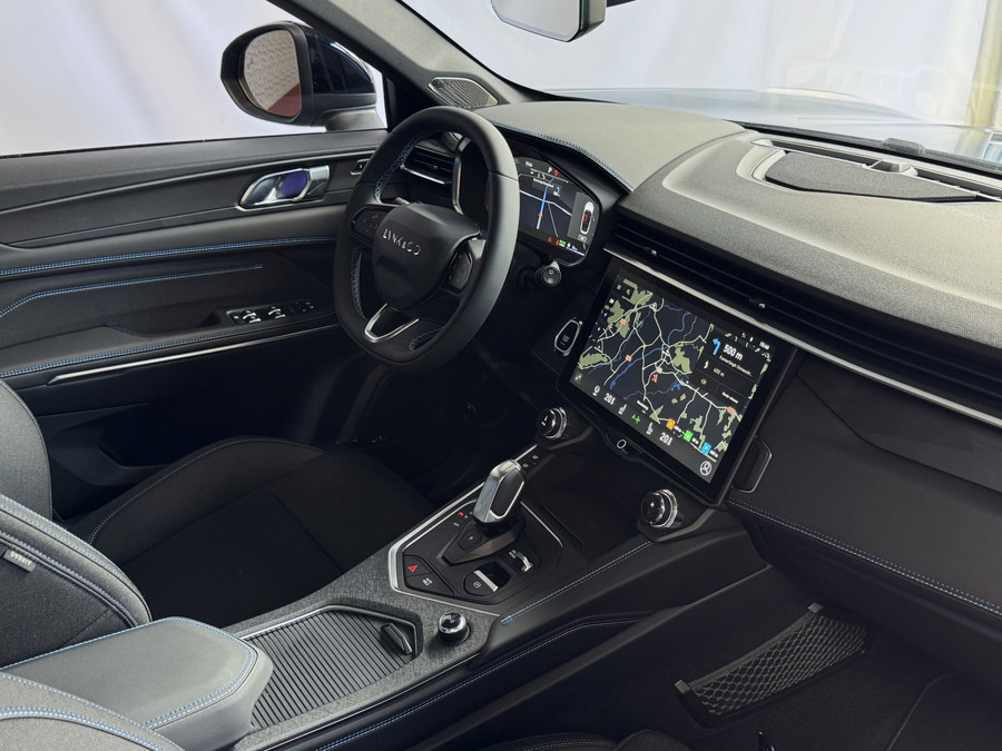 Lynk & Co 01 ✅1.5 261 PK NIEUWE AUTO ✅ 2025 / STOEL VERW. 1.5 261 PK ZWARTE HEMEL 360CAM