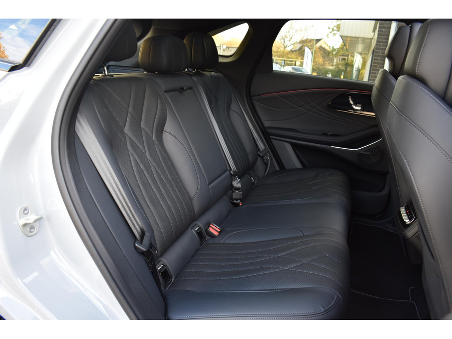 Omoda 9 SHS Premium