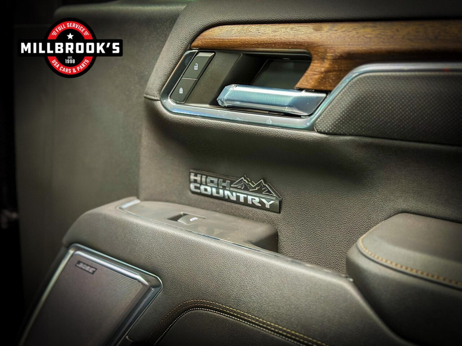 Chevrolet Silverado High Country Black Edition 6.2 V8 420 PK,