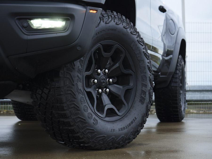 Dodge Ram Pick-Up | RHO | 3.0L Twin-Turbo I6 | 4x4 | Crew Cab | Black Edition