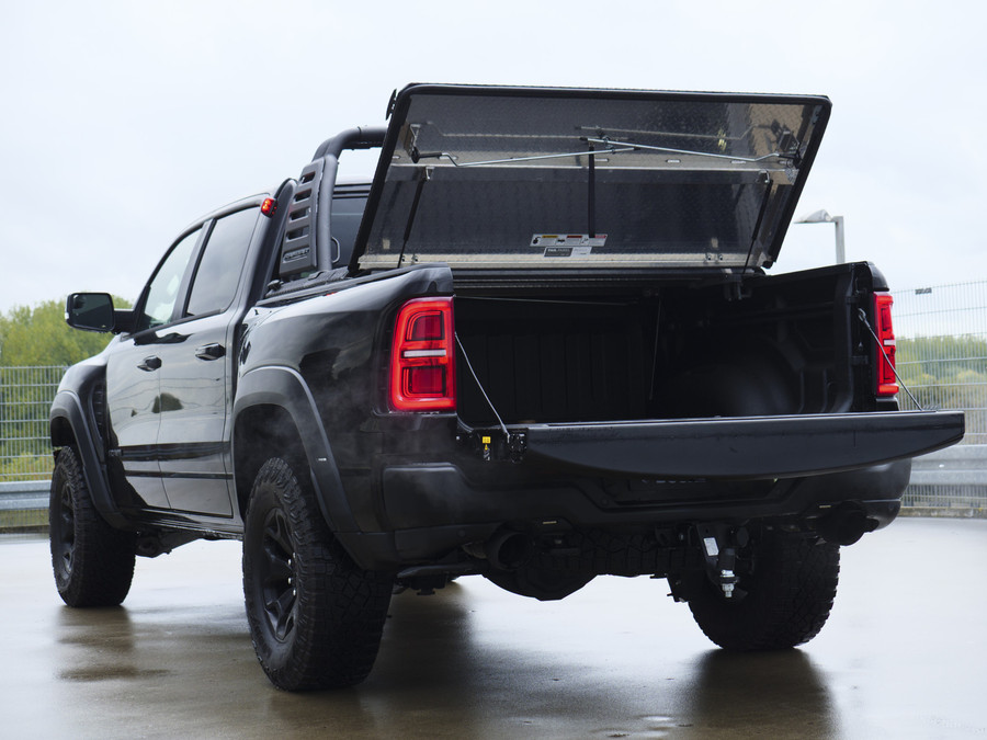 Dodge Ram Pick-Up | RHO | 3.0L Twin-Turbo I6 | 4x4 | Crew Cab | Black Edition