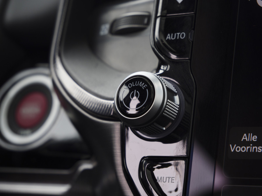 Dodge Ram Pick-Up | RHO | 3.0L Twin-Turbo I6 | 4x4 | Crew Cab | Black Edition