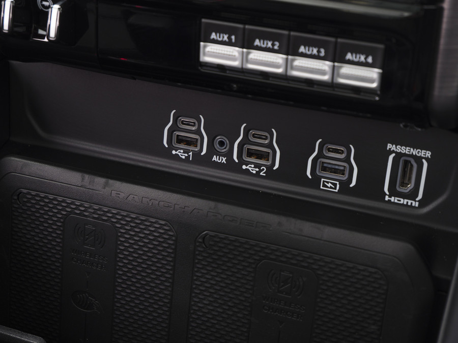 Dodge Ram Pick-Up | RHO | 3.0L Twin-Turbo I6 | 4x4 | Crew Cab | Black Edition