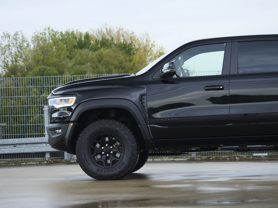 Dodge Ram Pick-Up | RHO | 3.0L Twin-Turbo I6 | 4x4 | Crew Cab | Black Edition