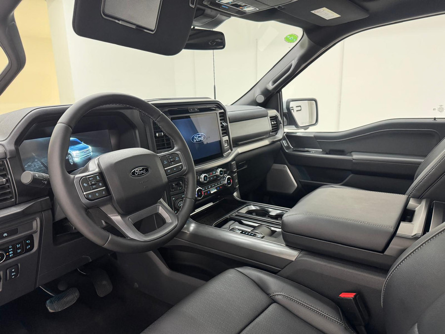 Ford F-150 5.0 V8 Lariat black FX4 / B&O / Pano / HUD
