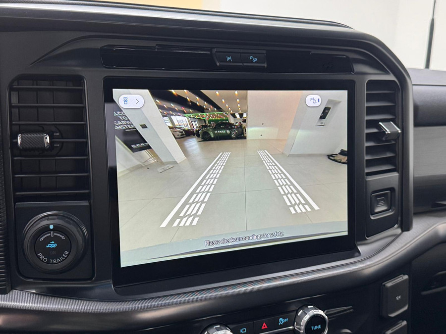 Ford F-150 5.0 V8 Lariat black FX4 / B&O / Pano / HUD
