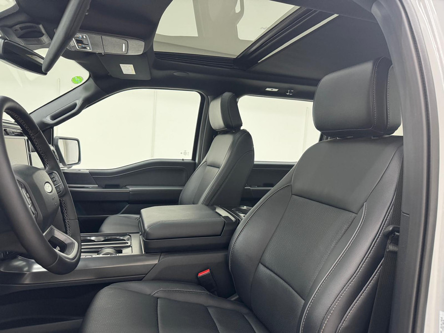 Ford F-150 5.0 V8 Lariat black FX4 / B&O / Pano / HUD