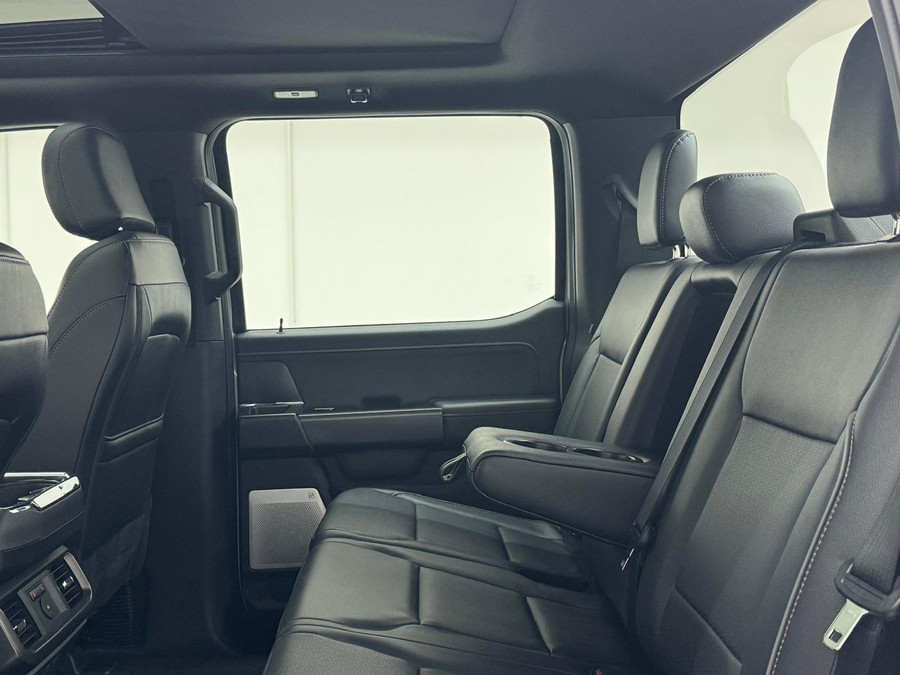 Ford F-150 5.0 V8 Lariat black FX4 / B&O / Pano / HUD