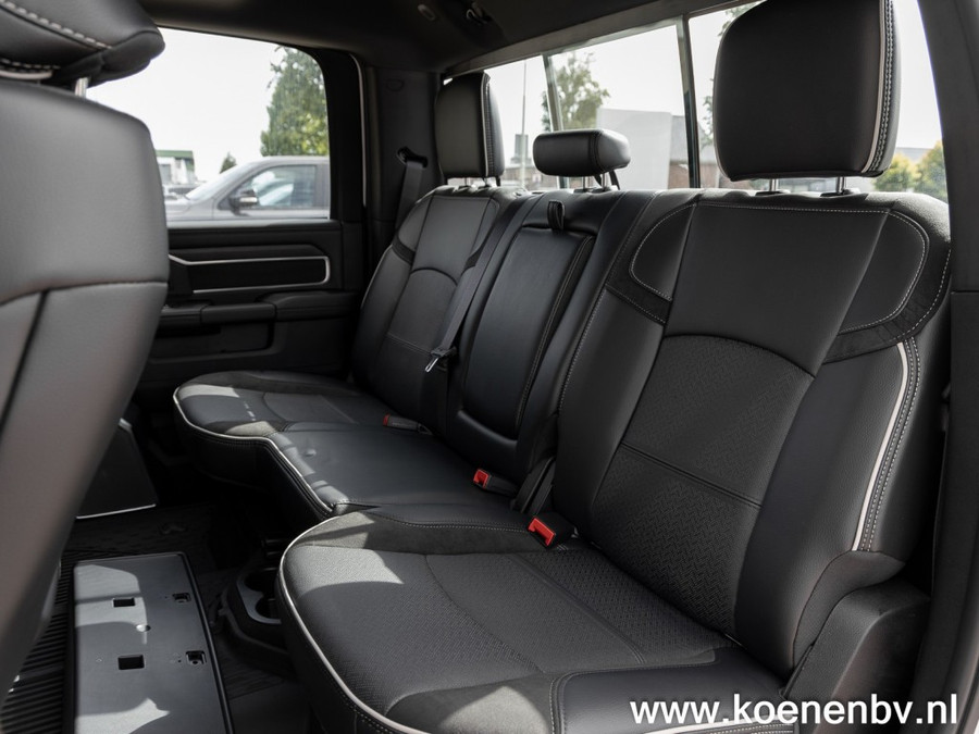 Dodge RAM Pickup 3500 Laramie Night 6.7 Cummins Diesel HO C1 Rijbewijs Geen bijtelling
