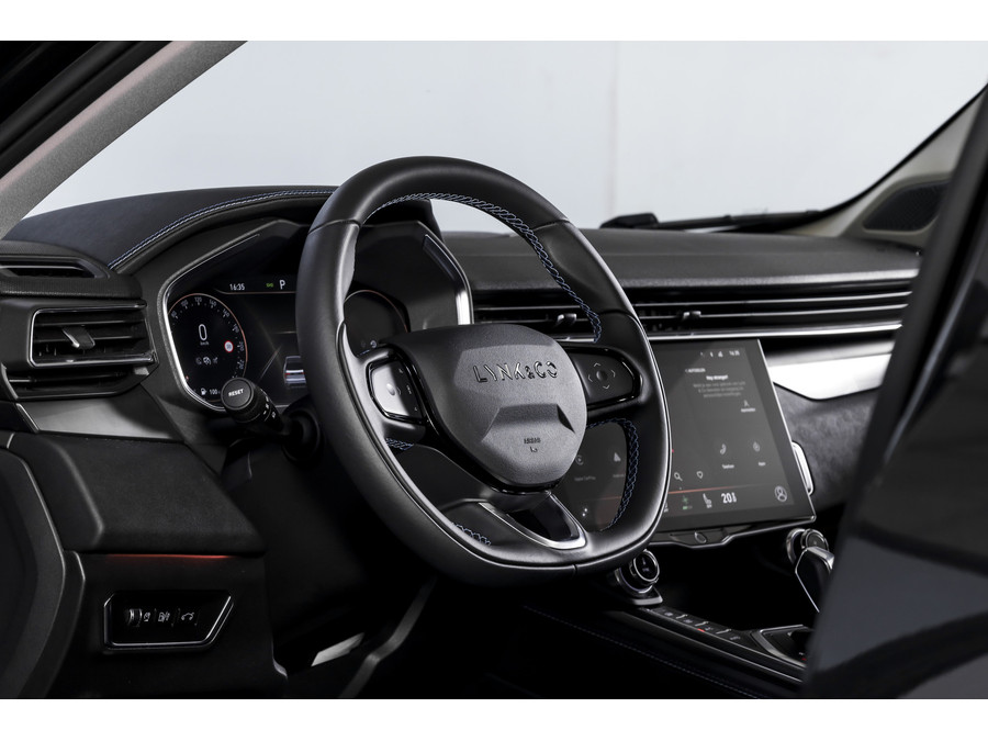 Lynk & Co 01 1.5 PHEV 261PK MY22