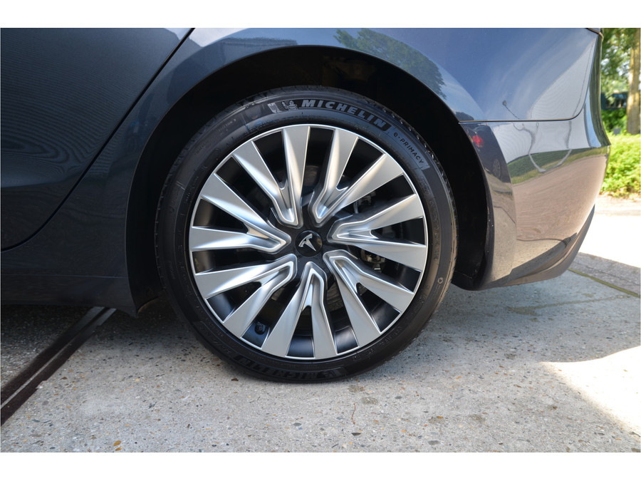 Tesla Model 3 RWD 60 kWh