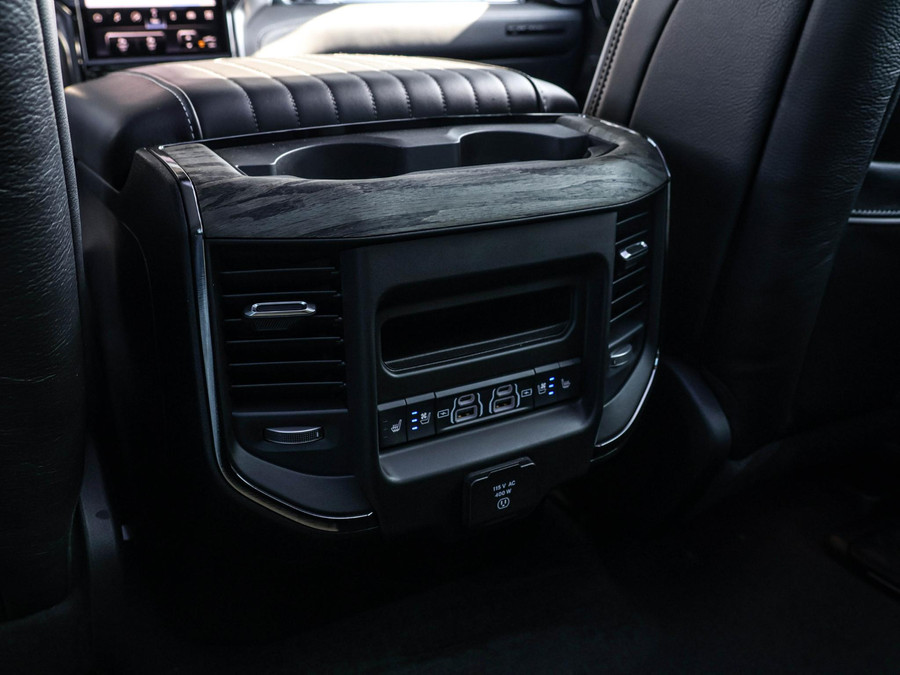 Dodge RAM 1500 540 PK HO Crew Cab Limited Night