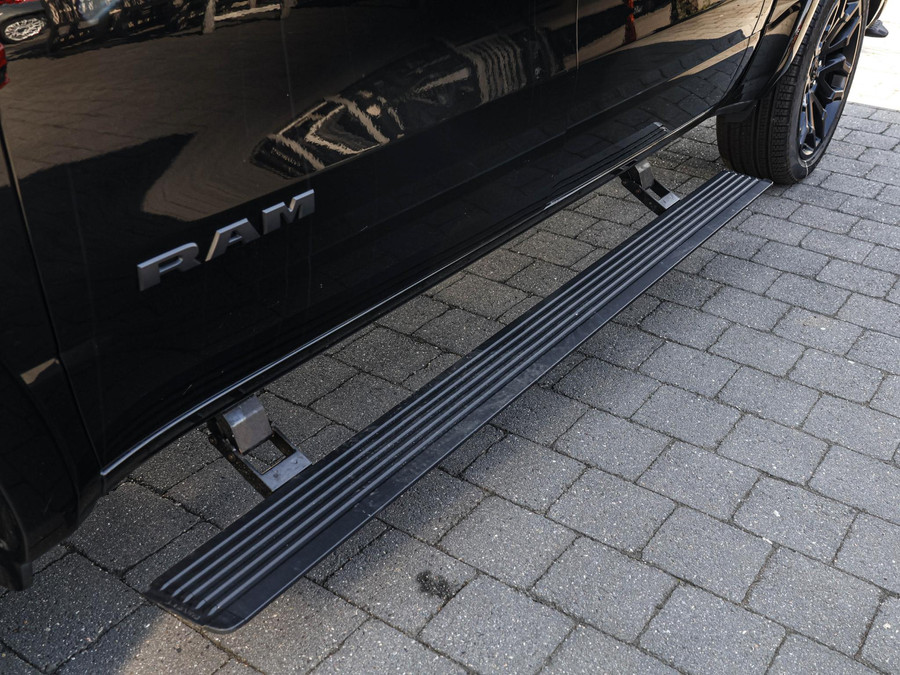 Dodge RAM 1500 540 PK HO Crew Cab Limited Night