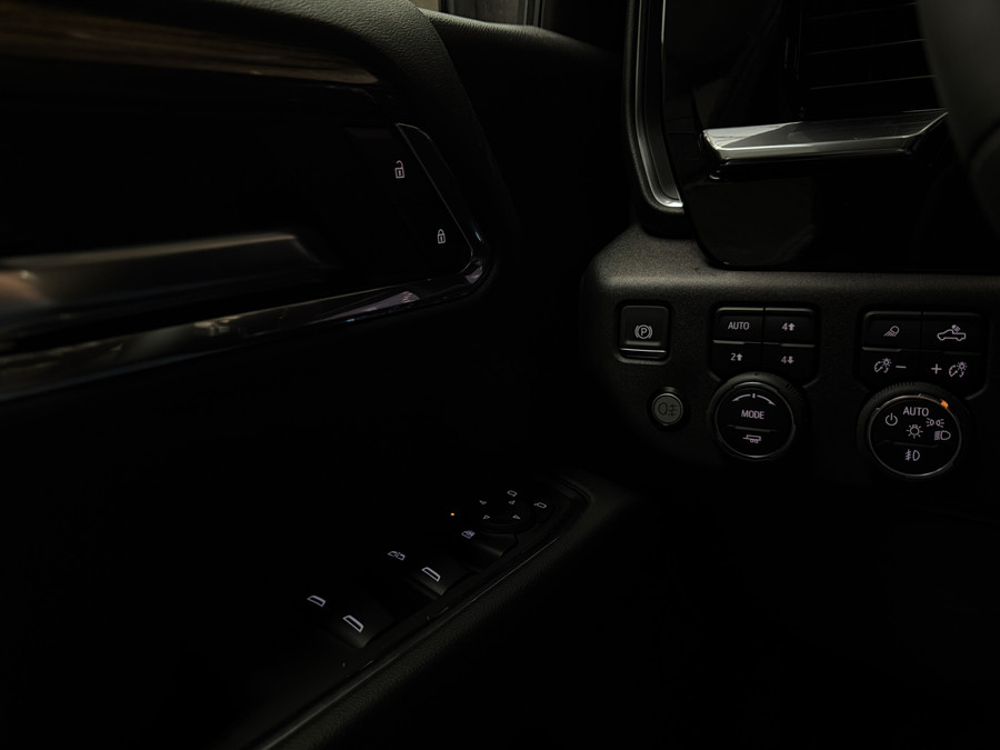 Chevrolet Silverado Z71 Trailboss widebody LPG, Bedcover in kleur, 360 graden camera