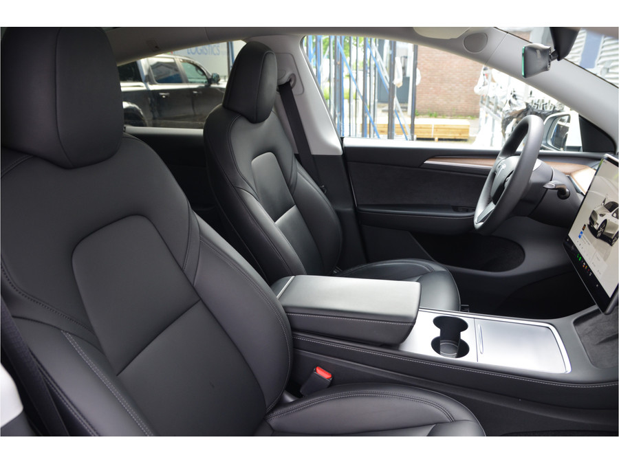 Tesla Model Y RWD 58 kWh