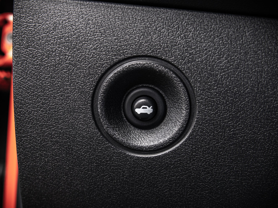 Dodge Challenger | SRT-8 First Edition