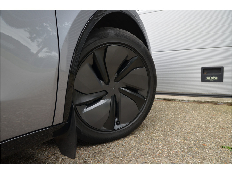 Tesla Model Y Premium Long Range AWD 75 kWh