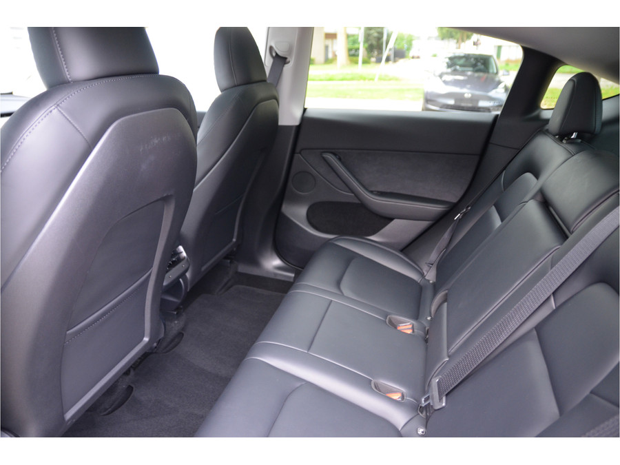 Tesla Model Y RWD 58 kWh