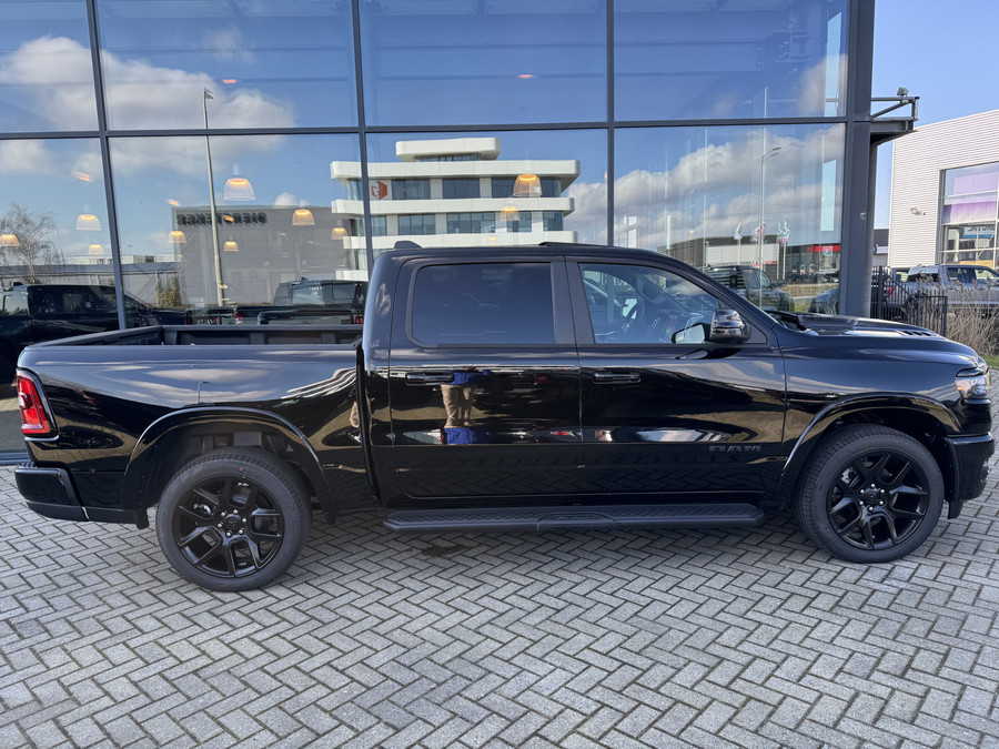 Dodge Ram 1500 Laramie Night Hurricane
