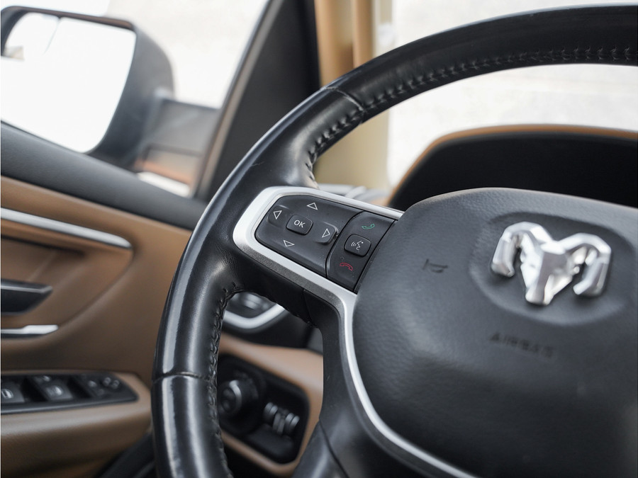 Dodge RAM 1500 CrewCab Bighorn 3.6L V6 eTorque