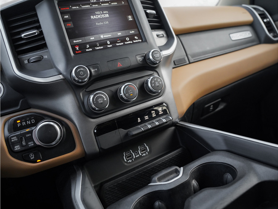 Dodge RAM 1500 CrewCab Bighorn 3.6L V6 eTorque