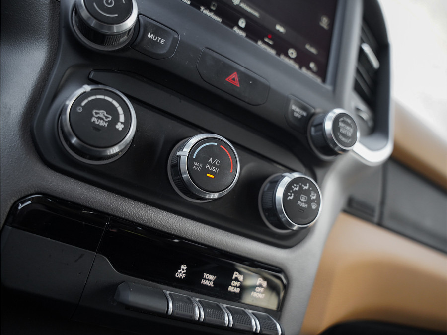 Dodge RAM 1500 CrewCab Bighorn 3.6L V6 eTorque