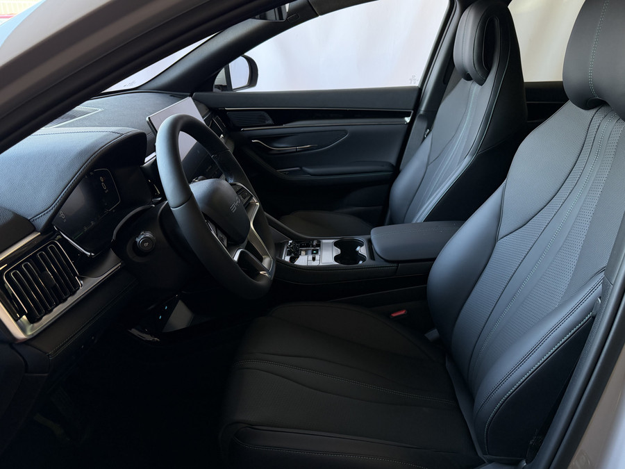 BYD SEAL U 217PK PHEV BOOST 18,3KW PANORAMA HEAD‑UP DISPLAY 360° CAMERA VERWARMDE STOELEN/STUUR STOELVENTILATIE