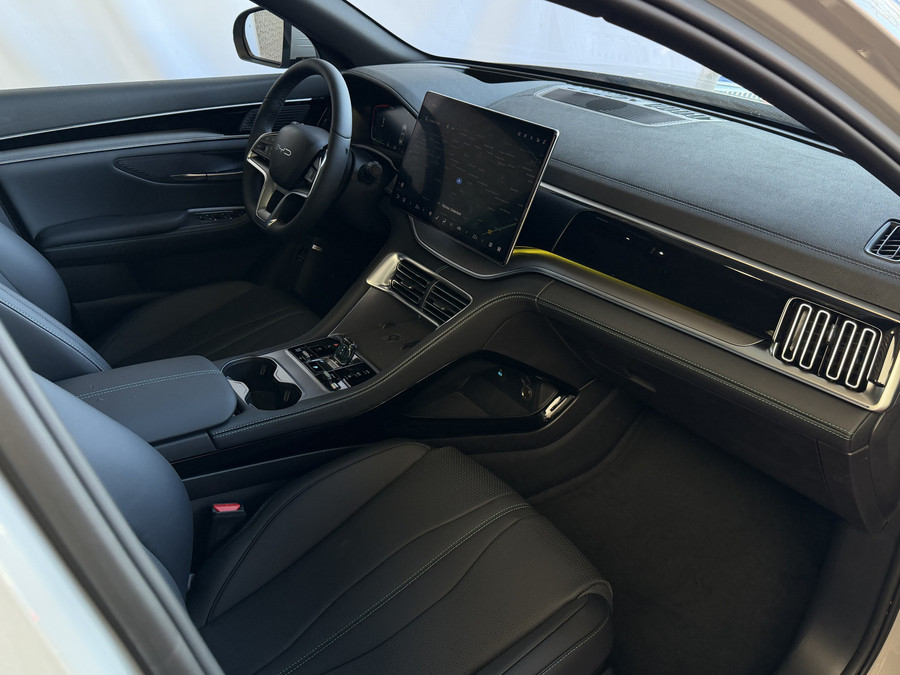 BYD SEAL U 217PK PHEV BOOST 18,3KW PANORAMA HEAD‑UP DISPLAY 360° CAMERA VERWARMDE STOELEN/STUUR STOELVENTILATIE